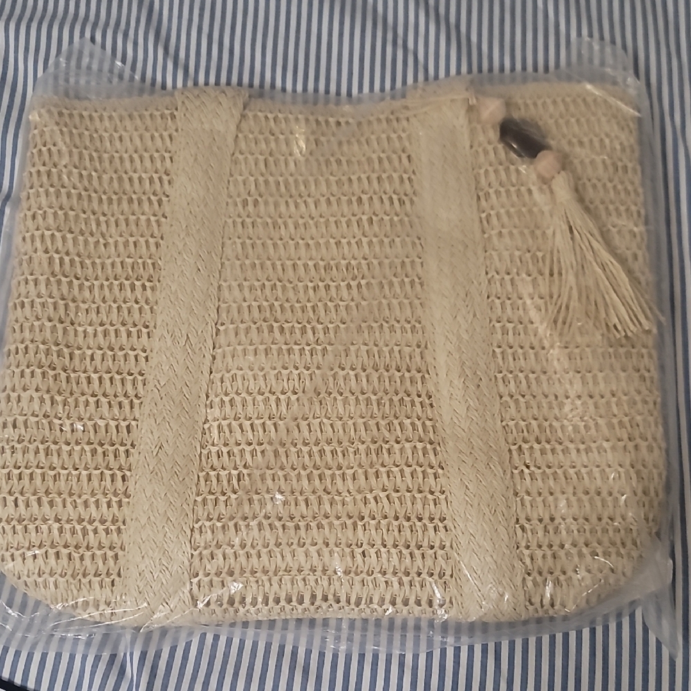 Woven Straw Tote Bag with Tassel - Cream